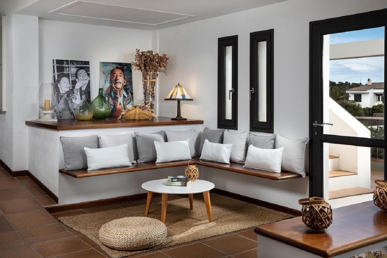 Hotel Sol Ixent - Adults Only Cadaques Bagian luar foto