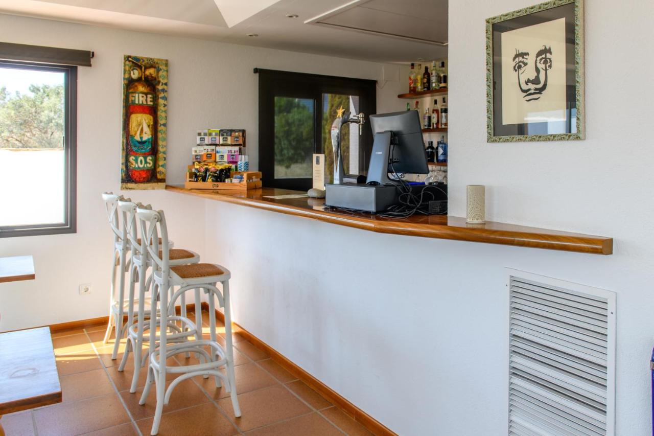 Hotel Sol Ixent - Adults Only Cadaques Bagian luar foto