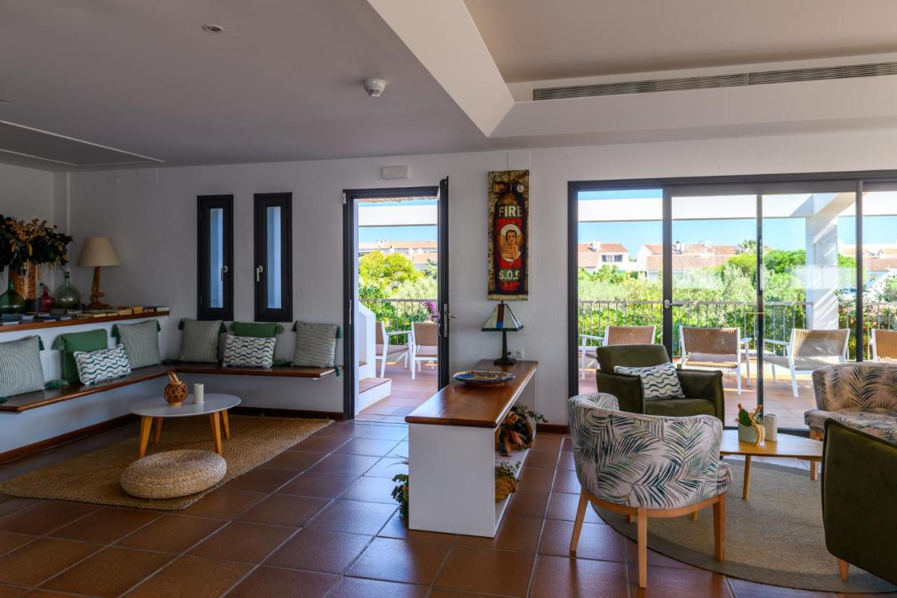 Hotel Sol Ixent - Adults Only Cadaques Bagian luar foto