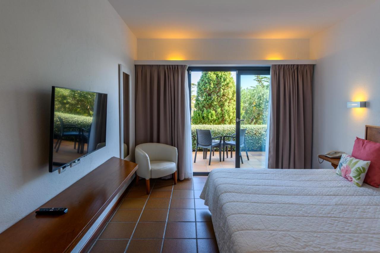 Hotel Sol Ixent - Adults Only Cadaques Bagian luar foto
