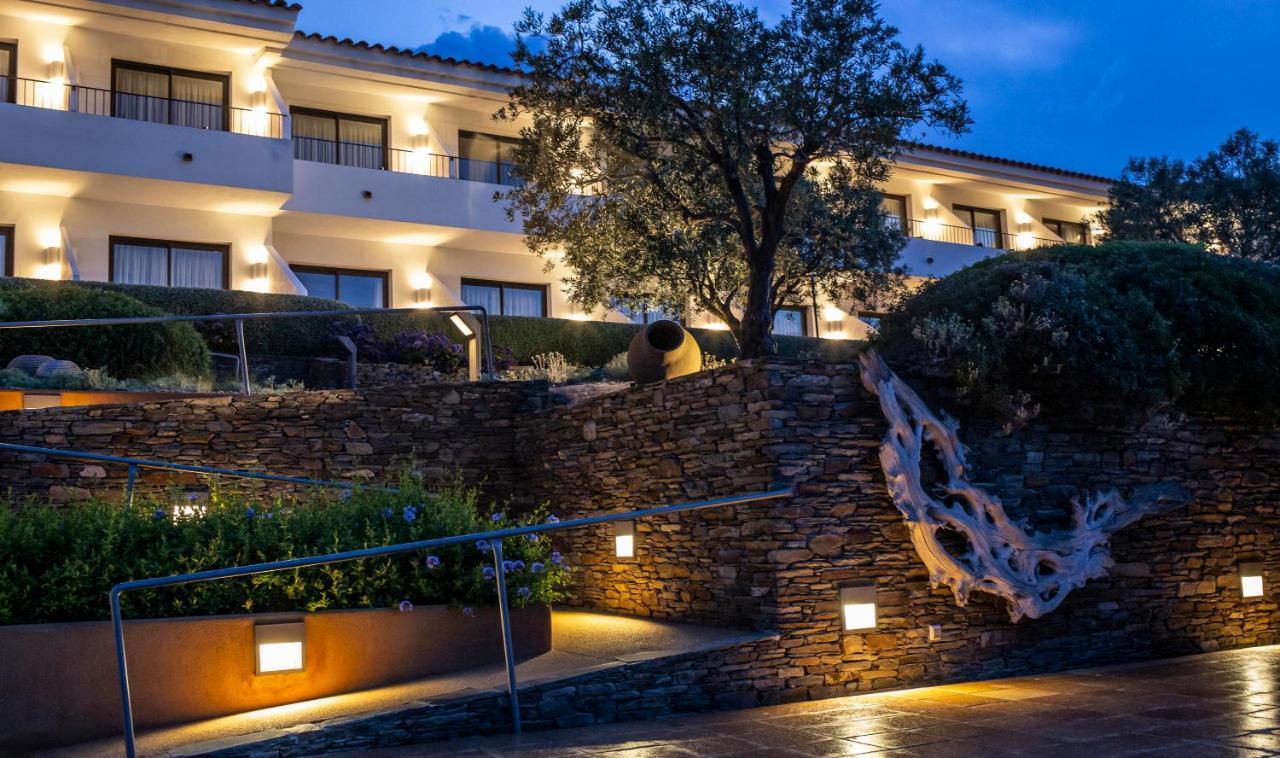 Hotel Sol Ixent - Adults Only Cadaques Bagian luar foto